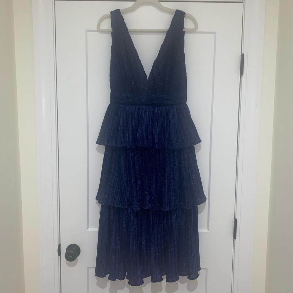 Deep-V shimmery tiered midi dress